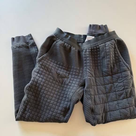 Nike-Sportswear-Therma-Fit ADV Tech Pants-Sweatpants-Charcol-Gray-Men’s-S - Picture 3 of 16